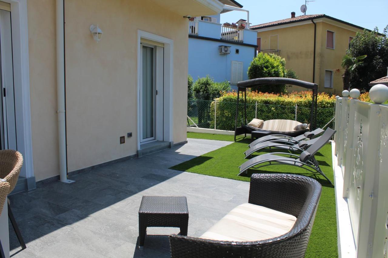 Villa Martina Desenzano del Garda Exterior foto